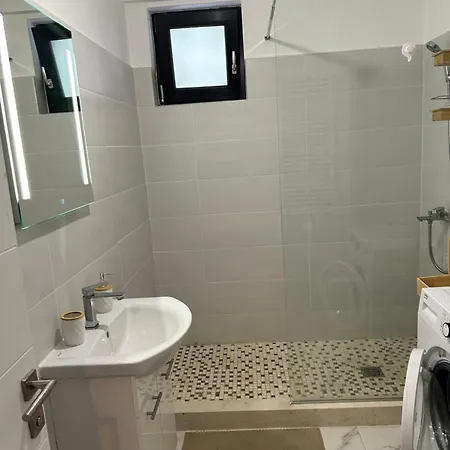 Apartment Sarah By Almar Luxury Mamaia Nord